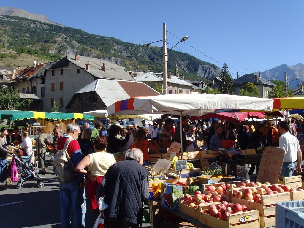 Studio Barcelonnette Ubaye, Provence Enchastrayes Экстерьер фото